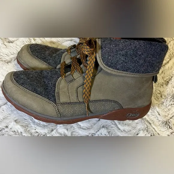 CHACO Waterproof Leather Barbary Boots Lace Up Outdoor Rain Winter Size 8.5