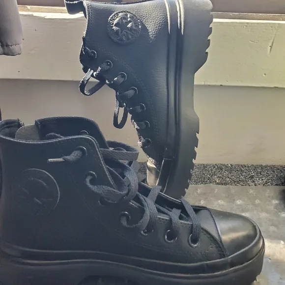 CHUCK TAYLOR ALL STAR Lugged lift black shoes Kids 3.5