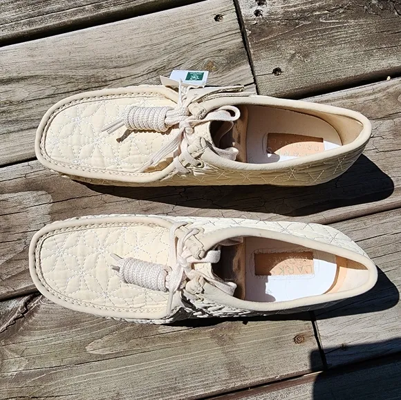 Clarks Men's Cream Quilted Shoes