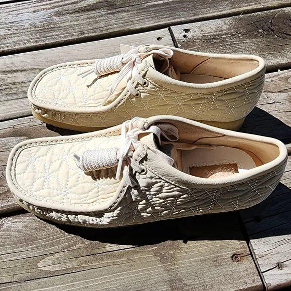 Clarks Men's Cream Quilted Shoes
