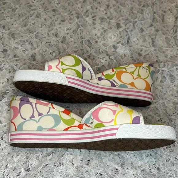 Coach Perry multicolor “CC” logo wedges sz 8.5 EUC