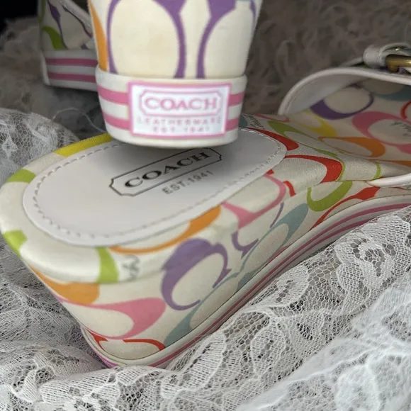 Coach Perry multicolor “CC” logo wedges sz 8.5 EUC