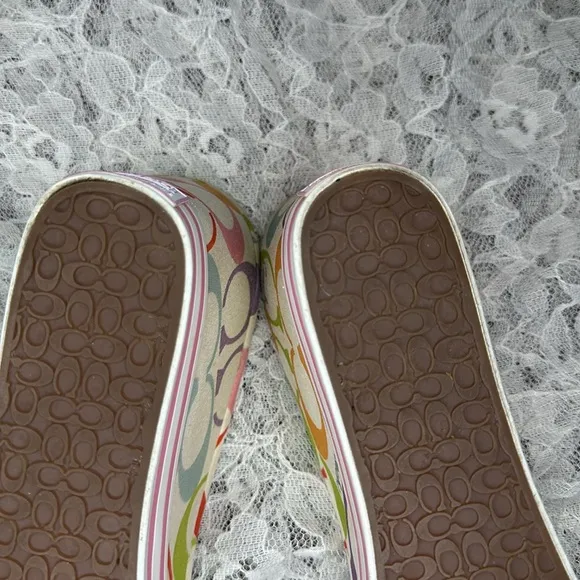 Coach Perry multicolor “CC” logo wedges sz 8.5 EUC