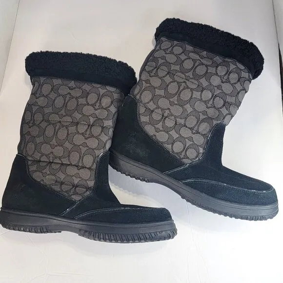 Coach Sherman Winter Boots Fleece Lined Black Suede Logo Print Booties US 9.5
