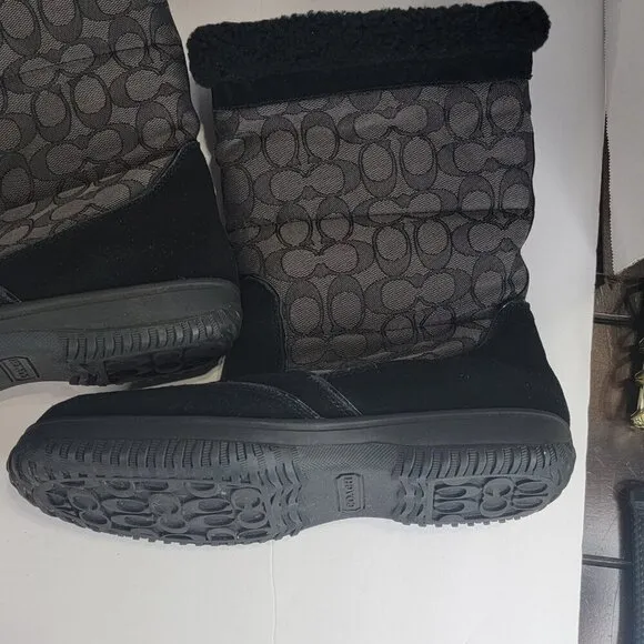 Coach Sherman Winter Boots Fleece Lined Black Suede Logo Print Booties US 9.5