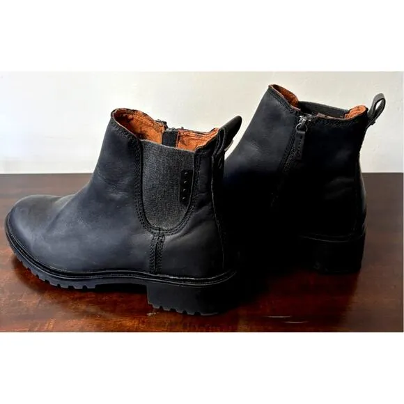 Cobb Hill  Rockport Women's Winter Chelsea Waterproof Boot Size 9, Retail $80
