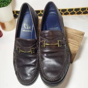 Cole Haan driving loafer in leather‎ uppers with brass horse bit detail Size 8