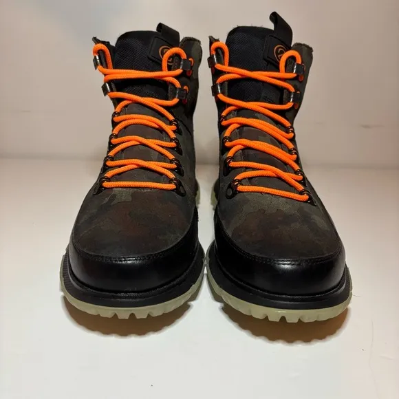 Cole Haan Mens 4.ZERØGRAND Camo Stitchlite Insulated Boots C31855 Mens SZ 10.5 W