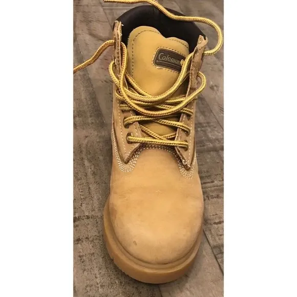 Coleman insulated Nubuck Leather big Boys' Size 4 Lace Up Boots Beige Tan