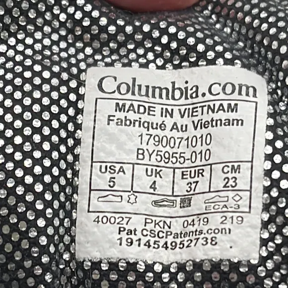 Columbia Black Bugaboo Winter Boots Size 5. WRB2530A