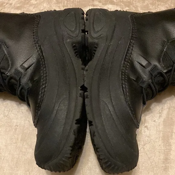 Columbia Bugaboot Celsius black omniheat waterpoof winter snow boots