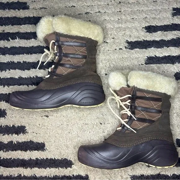 Columbia Sierra Summette brown insulated winter snow boots women’s shoe size 7
