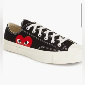 Comme De Garcons Play x Converse Black Low top size 5 iconic heart logo
