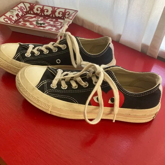 Comme De Garcons Play x Converse Black Low top size 5 iconic heart logo
