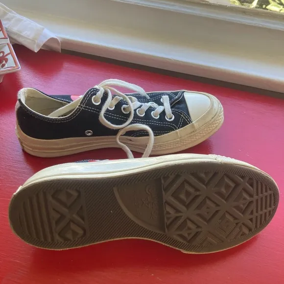 Comme De Garcons Play x Converse Black Low top size 5 iconic heart logo