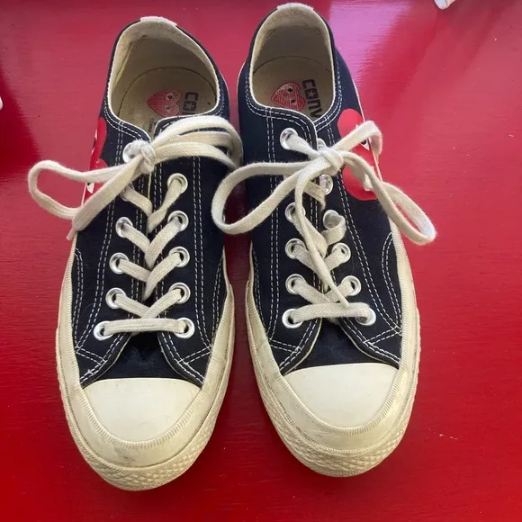 Comme De Garcons Play x Converse Black Low top size 5 iconic heart logo