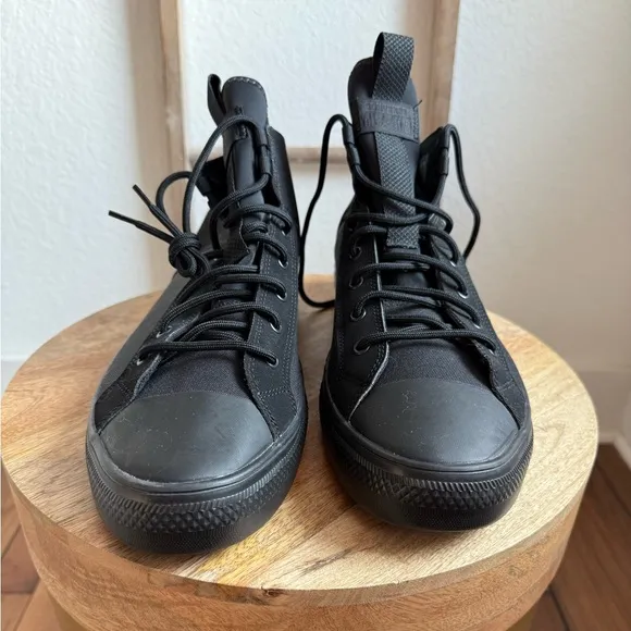 Converse All Star Chuck Taylor All Terrain High-Top Sneakers Sz: 13