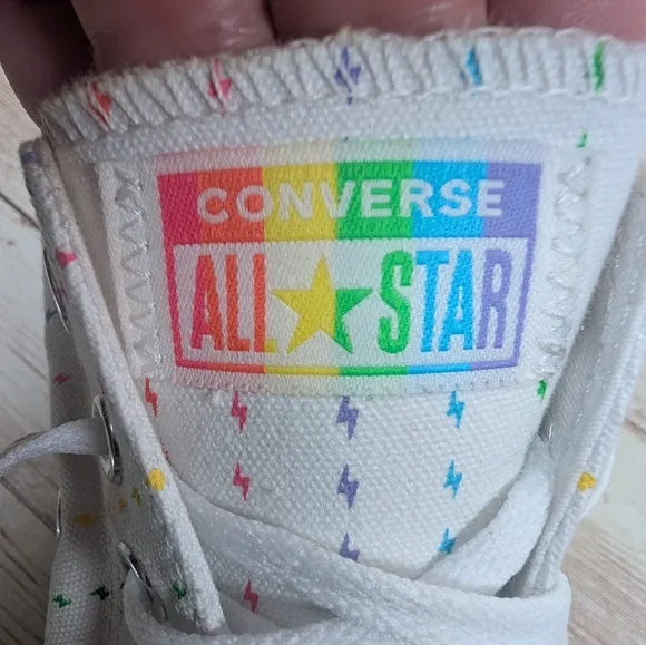Converse All Star Rainbow Lightening Bolt Special Edition Unisex Women's Size 7