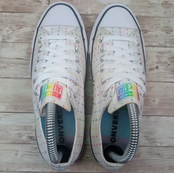 Converse All Star Rainbow Lightening Bolt Special Edition Unisex Women's Size 7