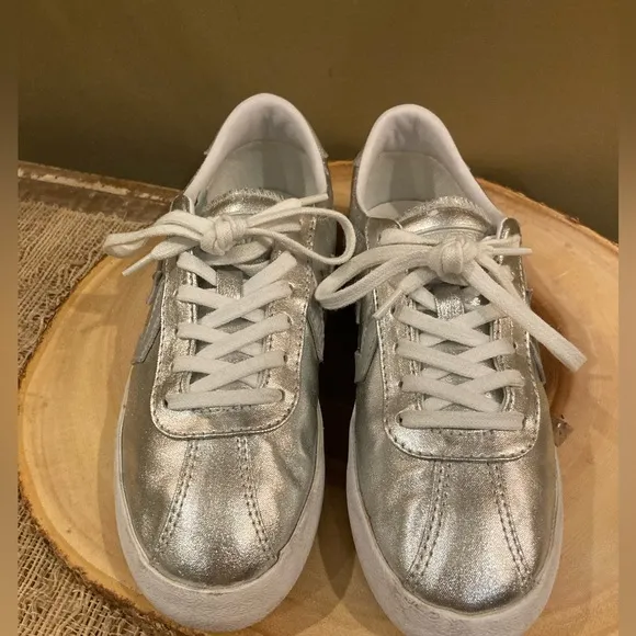 Converse Chuck Taylor All-Star Breakpoint OX Silver Size 7 Women