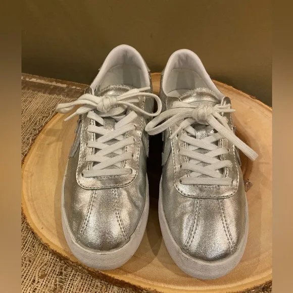 Converse Chuck Taylor All-Star Breakpoint OX Silver Size 7 Women