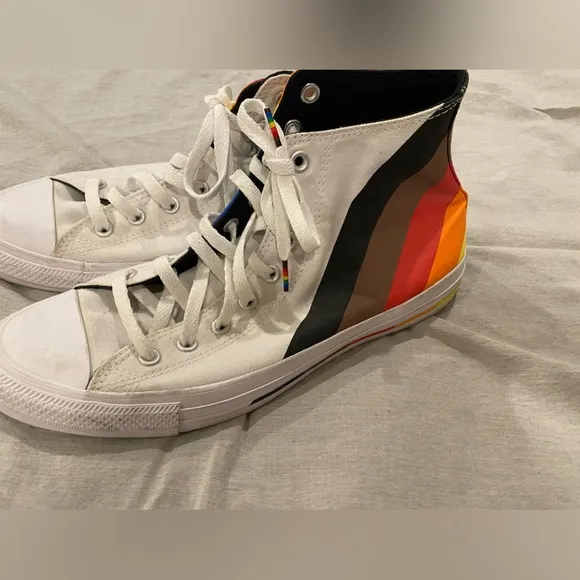 Converse Chuck Taylor All Star High Pride White rainbow shoes sneakers size 9.5