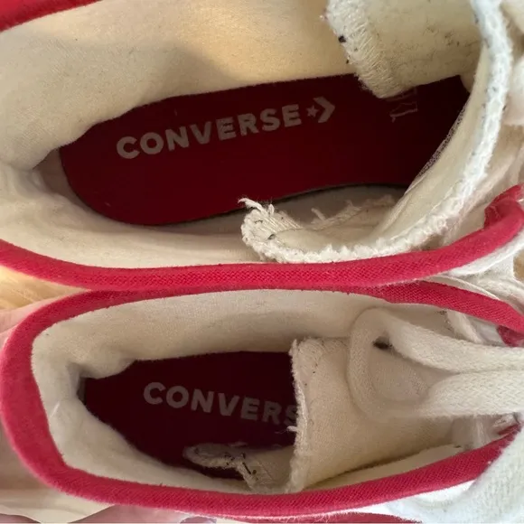 Converse Chuck Taylor Sasha Vintage Sneakers in Red and White Women's 8
