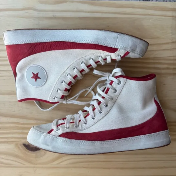 Converse Chuck Taylor Sasha Vintage Sneakers in Red and White Women's 8