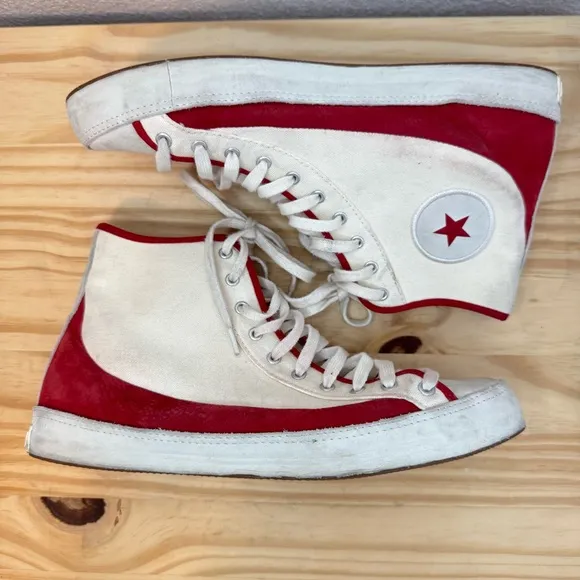 Converse Chuck Taylor Sasha Vintage Sneakers in Red and White Women's 8