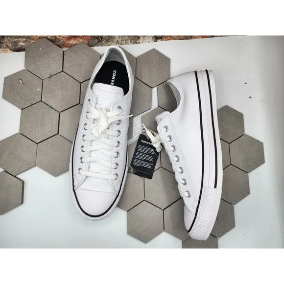Converse Men's Sz 11 Chuck Taylor All Star LUXE LEATHER Low Premium White