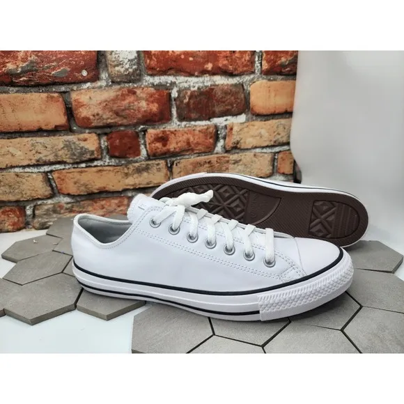 Converse Men's Sz 11 Chuck Taylor All Star LUXE LEATHER Low Premium White