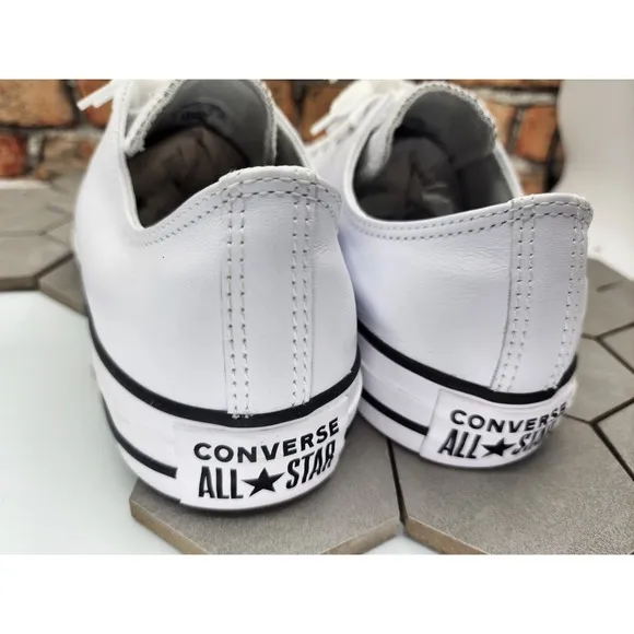 Converse Men's Sz 11 Chuck Taylor All Star LUXE LEATHER Low Premium White