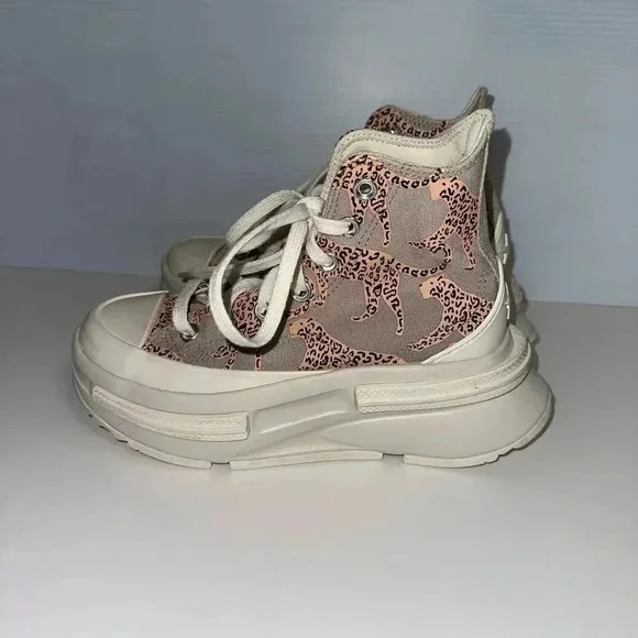 Converse Run Star Legacy CX Platform Cheetah Size 4.5 Kids / 6-6.5 Women’s