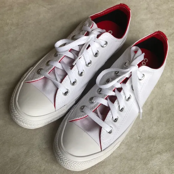 Converse Unisex Chunk Tylor All Star Shoes - White/Red Size Men 5.5/Women 7.5