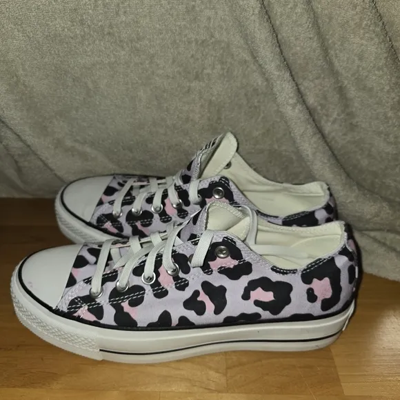 Converse Women's All Star Low-Top Leopard Print Canvas Sneaker Womens Size 9