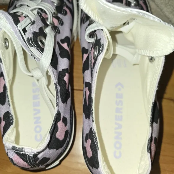 Converse Women's All Star Low-Top Leopard Print Canvas Sneaker Womens Size 9