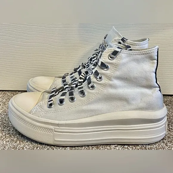 CONVERSE Womens Sz 8 Ivory Chuck Taylor All Star Move Hi Platform Sneakers Shoes