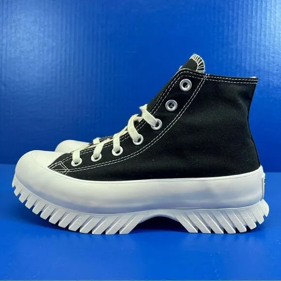 Converse Chuck Taylor All Star Lugged Hi-Top 2.0 Shoes in Black/White Canvas