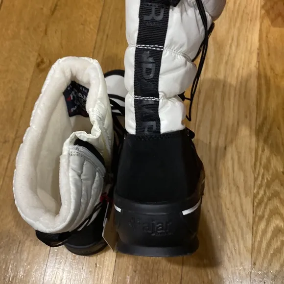 COPY - NWT Pajar Taya big girl waterproof boots
