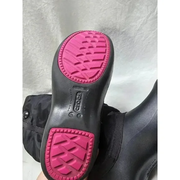 Crocs CLAIRE Women's Size 7 Black Insulated Waterproof Rain Snow Pull On BOOTS