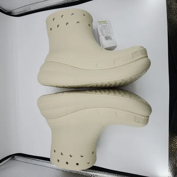 Crocs Classic Bone Waterproof Crush Rain Boots Mens 9 /Womens 11 New with Tag