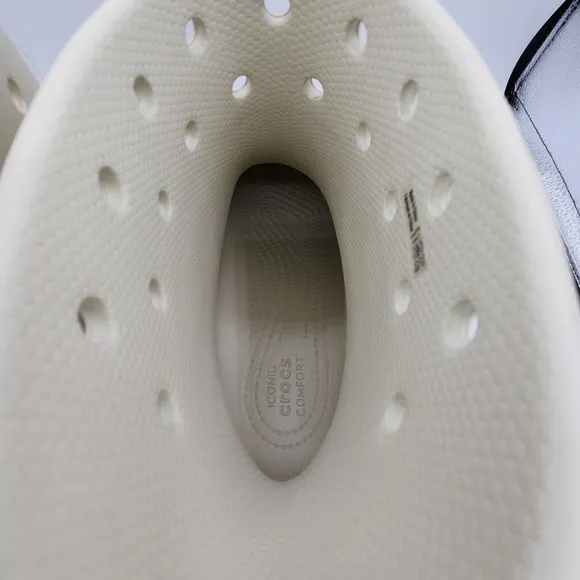Crocs Classic Bone Waterproof Crush Rain Boots Mens 9 /Womens 11 New with Tag