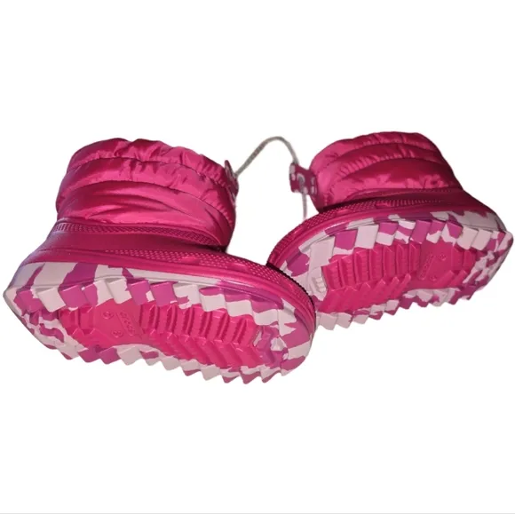 CROCS Classic Neo Puff Boot C8 Pink NWT