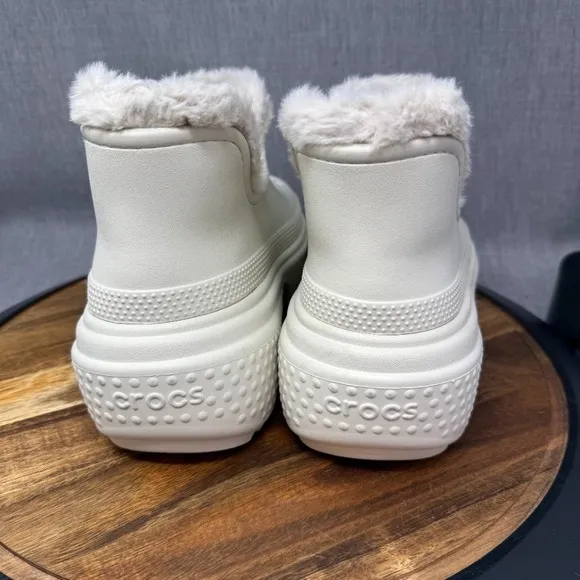 Crocs Stomp Shorty Boots Women's Size 10 Lined Warm Winter White