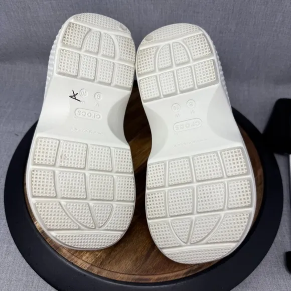 Crocs Stomp Shorty Boots Women's Size 10 Lined Warm Winter White