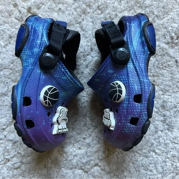 Crocs x Space Jam Basketball Tune Squad Classic All-Terrain Kids’ Clogs Shoes