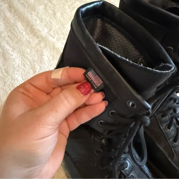 Danner Acadia black 8 goretex waterproof boots