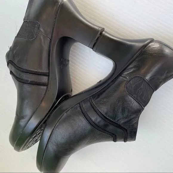 Dansko Banks pump heeled shoes