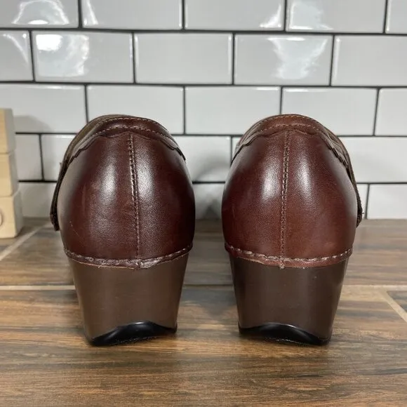 Dansko Harlow Womens Size EU 40 Shoes Brown Leather Mary Jane Comfort Clog
