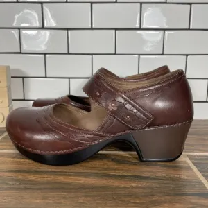 Dansko Harlow Womens Size EU 40 Shoes Brown Leather Mary Jane Comfort Clog